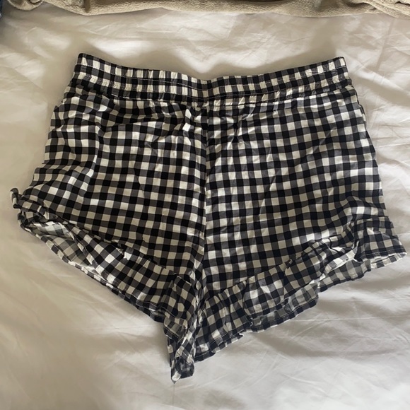 Forever 21 Pants - Forever 21 gingham shorts